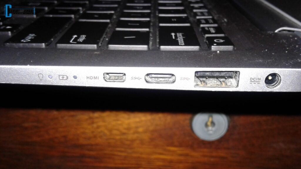 laptop HDMI port